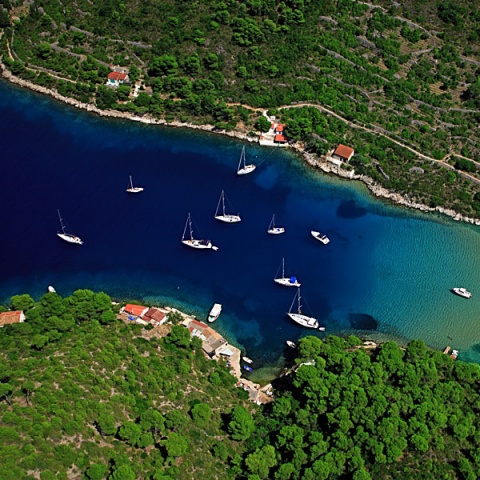OTOK VIS –hotel ISSA ***