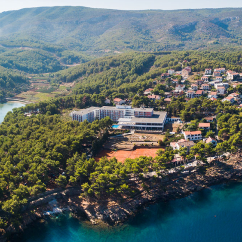 Otok Hvar - Jelsa - hotel Hvar***